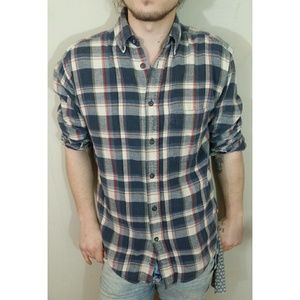 American Eagle Outfitters button up flannel shirt